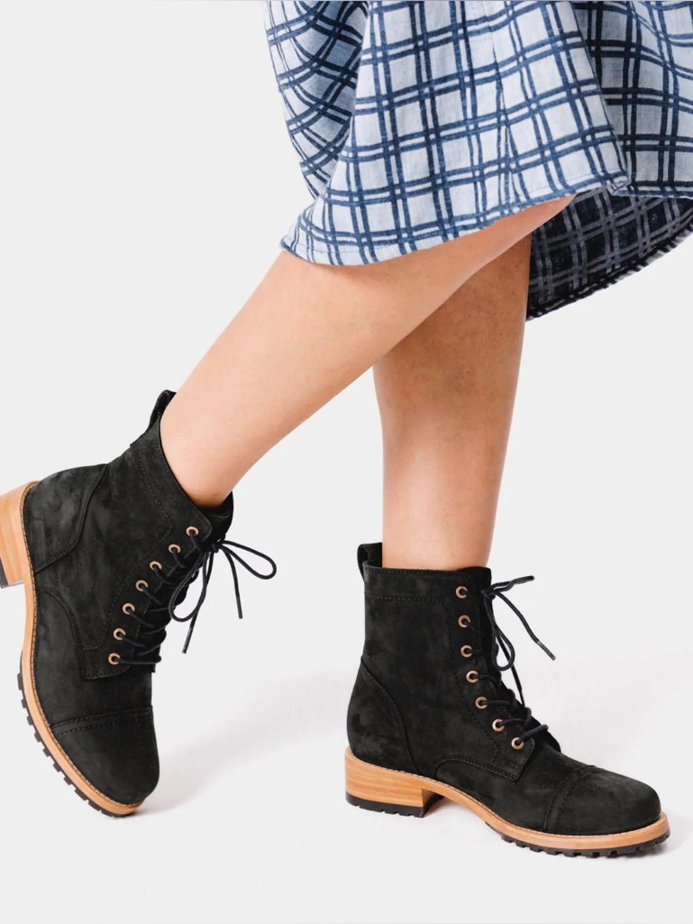 NEW Portland Leather WOMEN'S LACE-UP BOOT Shadow Black Sz 7.5
